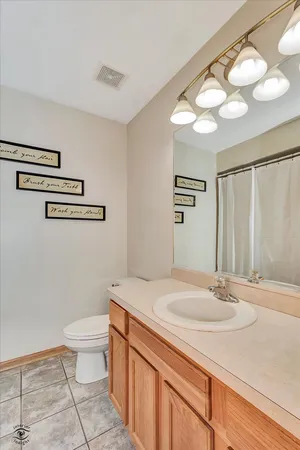 $548,800 | 8057 Duane Drive, Frankfort, IL 60423