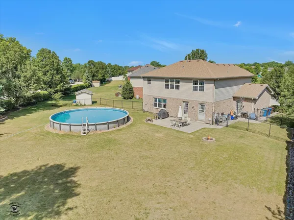 $548,800 | 8057 Duane Drive, Frankfort, IL 60423