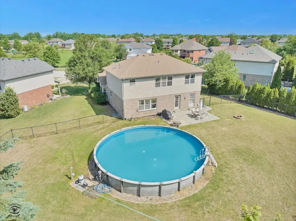 $548,800 | 8057 Duane Drive, Frankfort, IL 60423