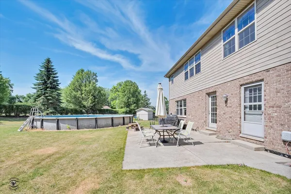 $548,800 | 8057 Duane Drive, Frankfort, IL 60423