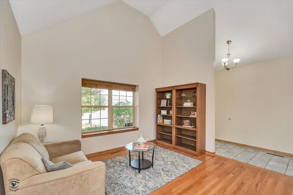 $548,800 | 8057 Duane Drive, Frankfort, IL 60423