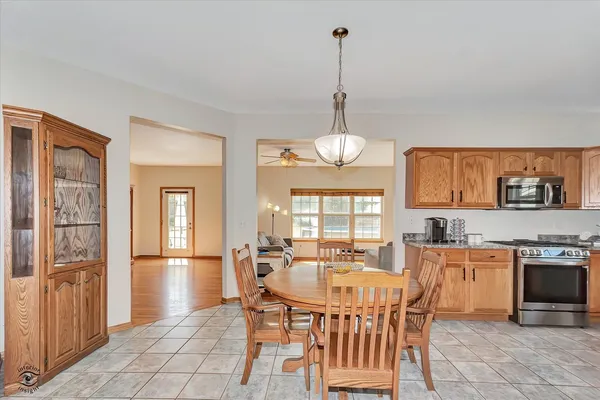 $548,800 | 8057 Duane Drive, Frankfort, IL 60423