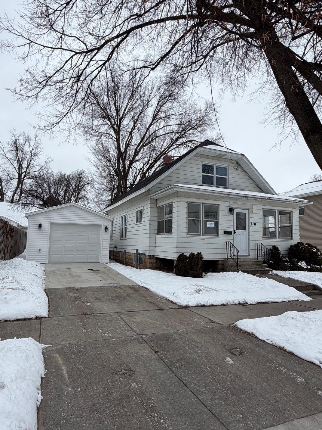 310 South Clay Street Green Bay, WI 54301 - Photo 1 of 1