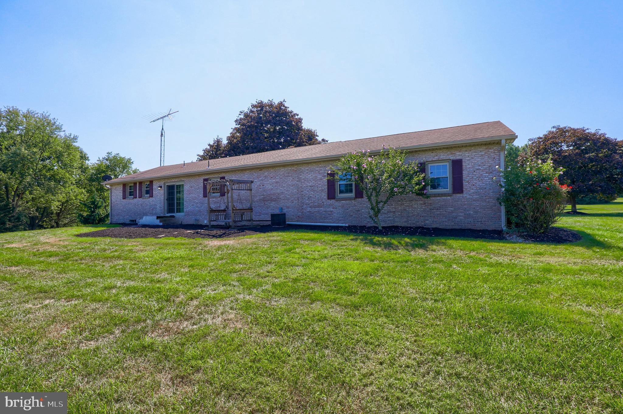145 Donrene Road Mount Wolf, PA 17347 - Photo 3 of 37 Gallery Image 3