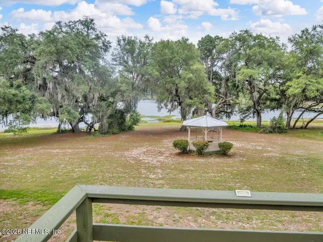 $400,000 | 135 Ashley Lake Drive, Melrose, FL 32666