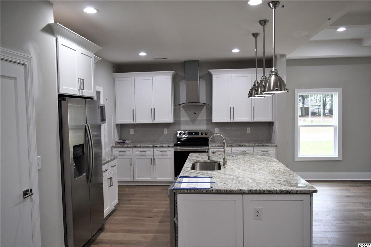 384 Jay Street Murrells Inlet, SC 29576 - Photo 8 of 39