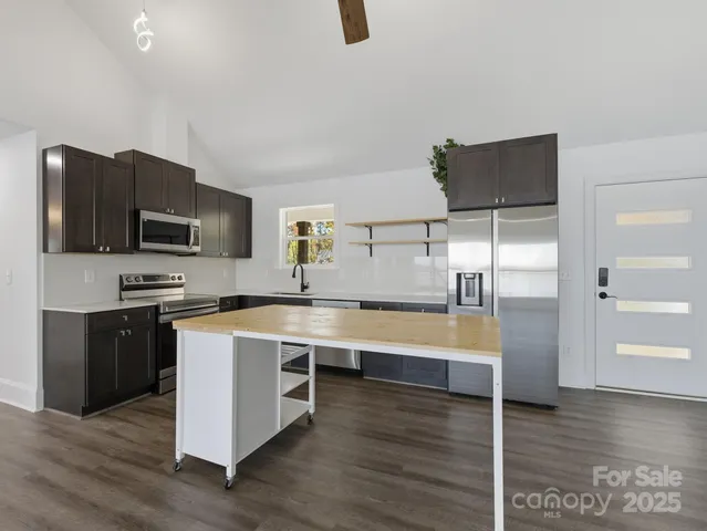 $1,199,000 | 9115 Clement Circle, Terrell, NC 28682