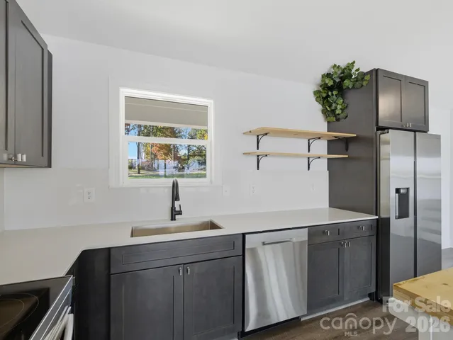 $1,149,999 | 9115 Clement Circle, Terrell, NC 28682