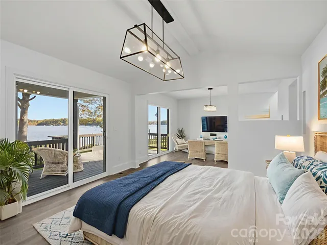 $1,149,999 | 9115 Clement Circle, Terrell, NC 28682