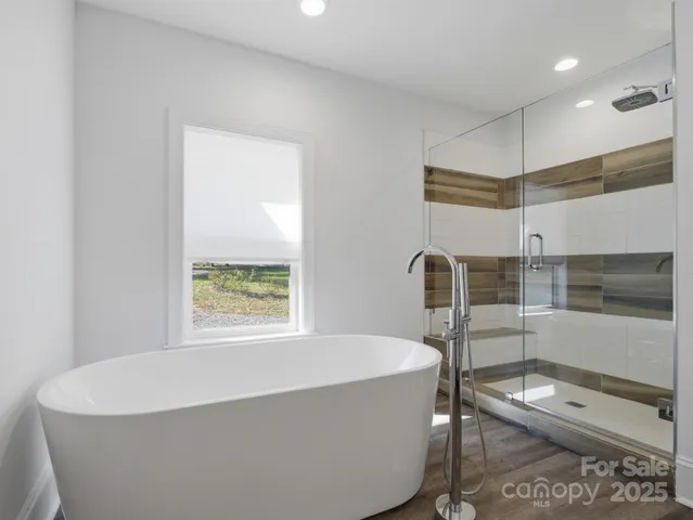 $1,199,000 | 9115 Clement Circle, Terrell, NC 28682