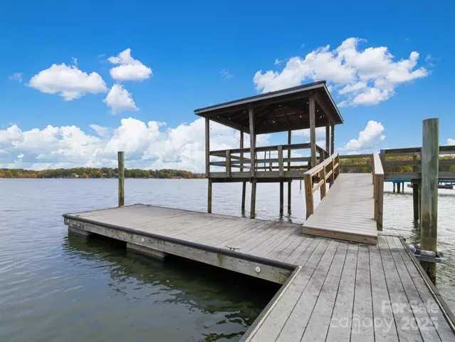 $1,199,000 | 9115 Clement Circle, Terrell, NC 28682