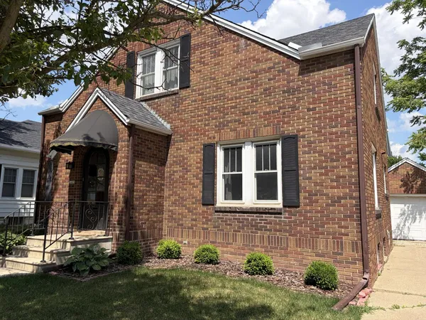 $269,900 | 1008 Joliet Street, LaSalle, IL 61301