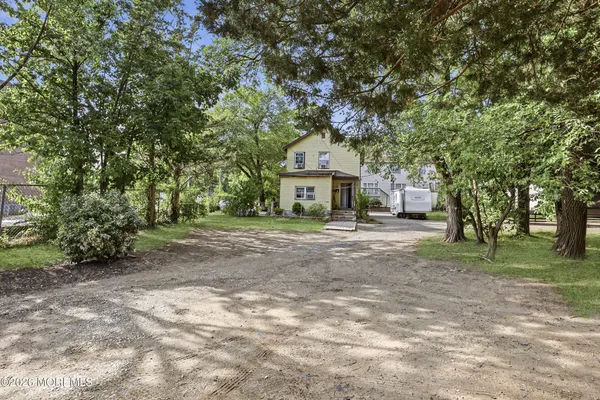 $1,600,000 | 211 4th Street, Lakewood, NJ 08701