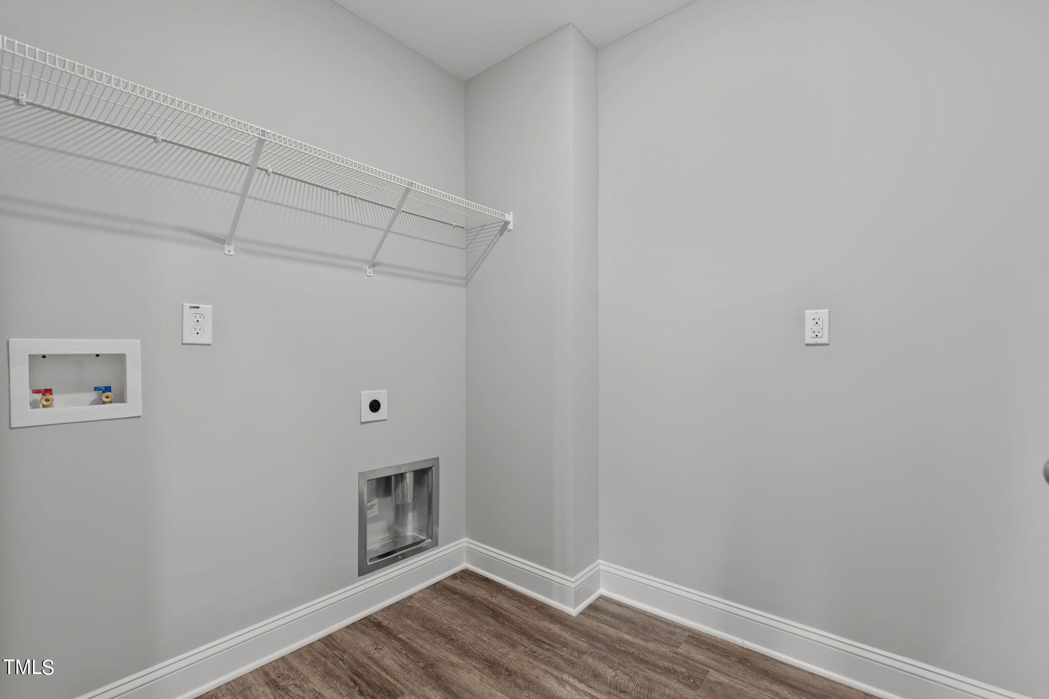 161 Regis Lane Coats, NC 27521 - Photo 22 of 38 a view of room with hardwood floor