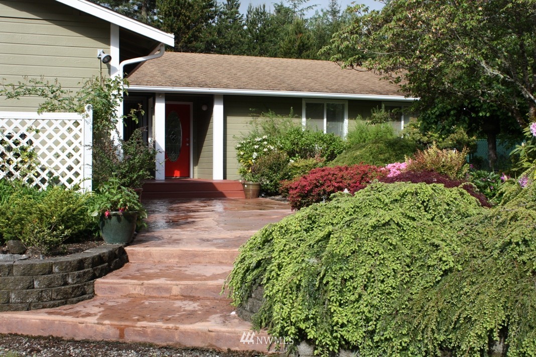 1061 Southwest Spruce Road Port Orchard, WA 98367 - Photo 1 of 16 Gallery Image 1