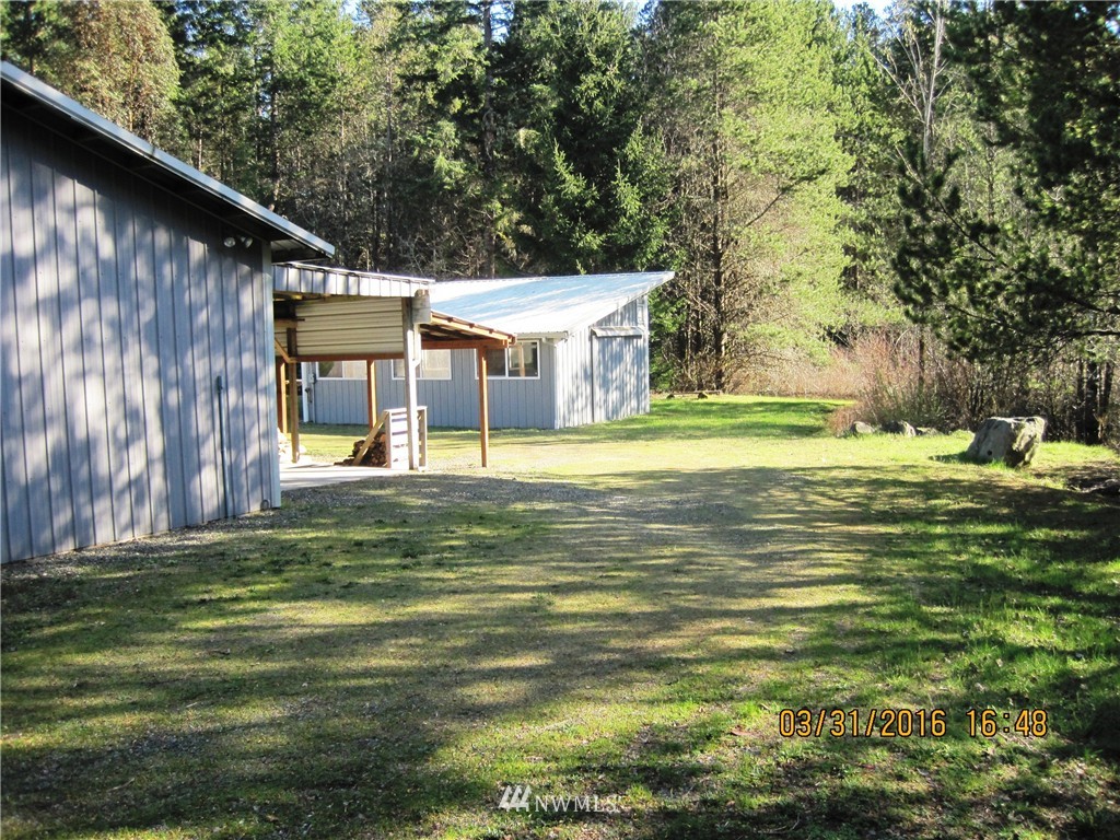 1061 Southwest Spruce Road Port Orchard, WA 98367 - Photo 11 of 16 Gallery Image 11