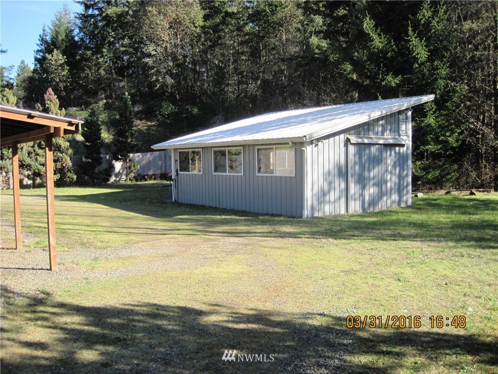 1061 Southwest Spruce Road Port Orchard, WA 98367 - Photo 13 of 16 Gallery Image 13