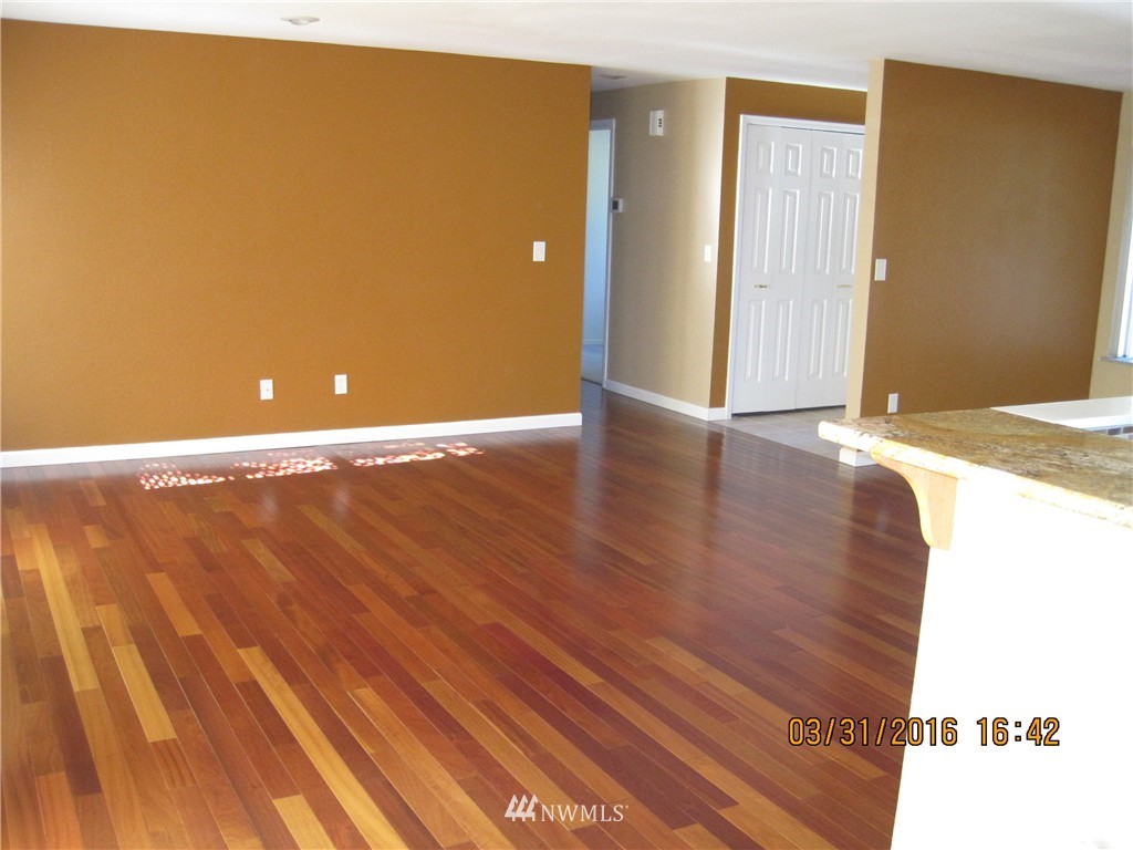 1061 Southwest Spruce Road Port Orchard, WA 98367 - Photo 3 of 16 Gallery Image 3