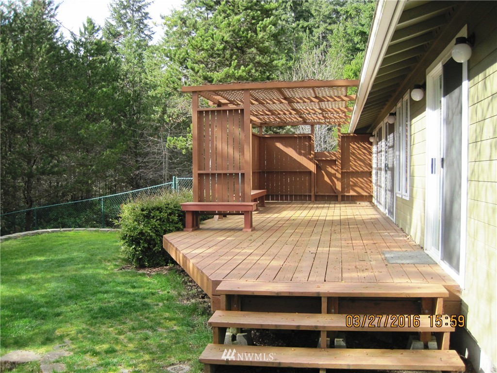 1061 Southwest Spruce Road Port Orchard, WA 98367 - Photo 10 of 16 Gallery Image 10