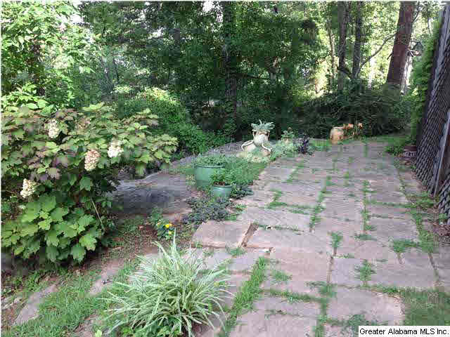 298 Shades Crest Road Birmingham, AL 35226 - Photo 7 of 29