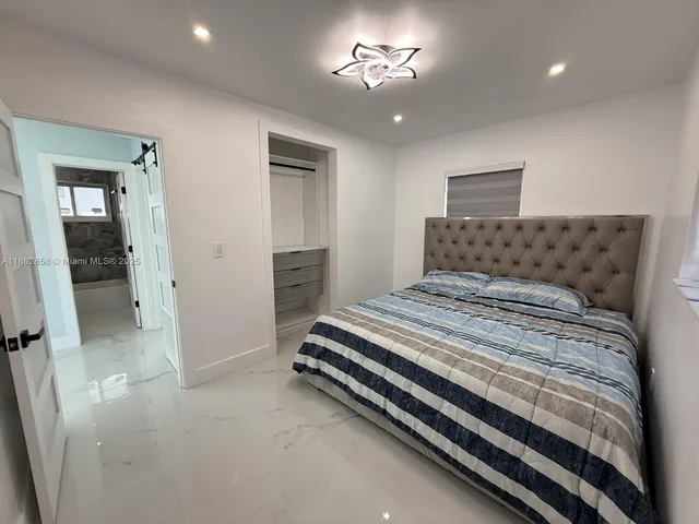 a view of bathroom with shower