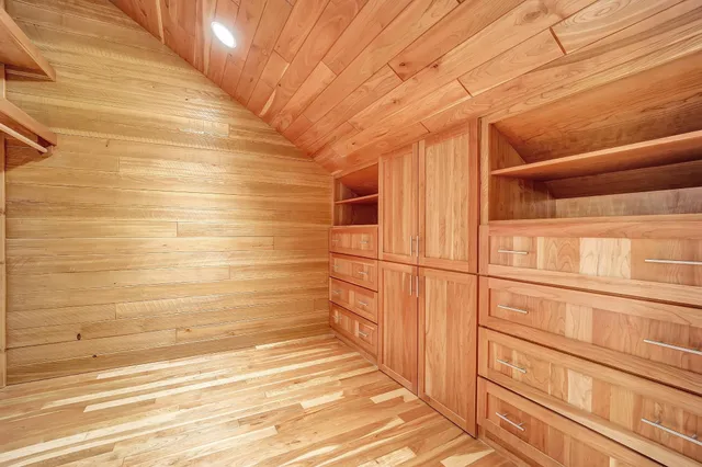 $1,525,000 | 3857 Lake Lucerne Drive, Crandon, WI 54520