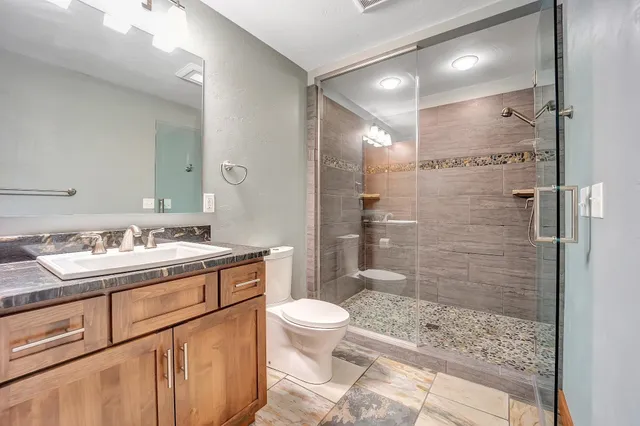 $1,525,000 | 3857 Lake Lucerne Drive, Crandon, WI 54520