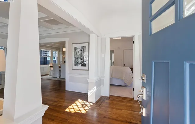 a view of livingroom with furniture and wooden floor
