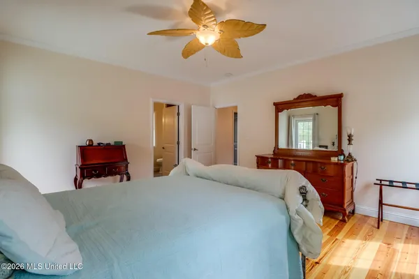 $4,200 | 1324 Beach Boulevard, Biloxi, MS 39530