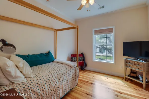 $4,200 | 1324 Beach Boulevard, Biloxi, MS 39530