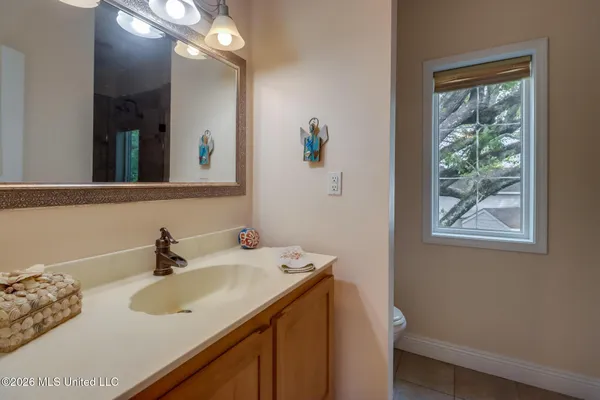 $4,200 | 1324 Beach Boulevard, Biloxi, MS 39530