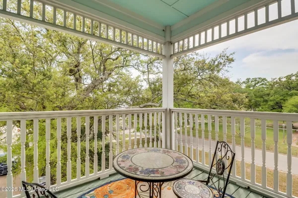 $4,200 | 1324 Beach Boulevard, Biloxi, MS 39530