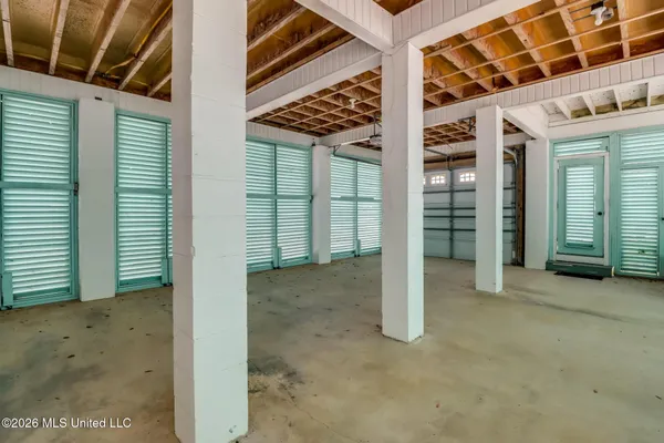 $4,200 | 1324 Beach Boulevard, Biloxi, MS 39530