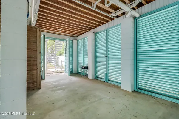 $4,200 | 1324 Beach Boulevard, Biloxi, MS 39530