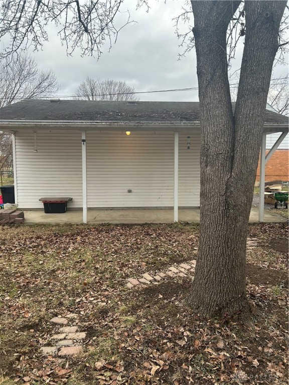 4103 Halworth Road Dayton, OH 45405 - Photo 13 of 15 Garage patio