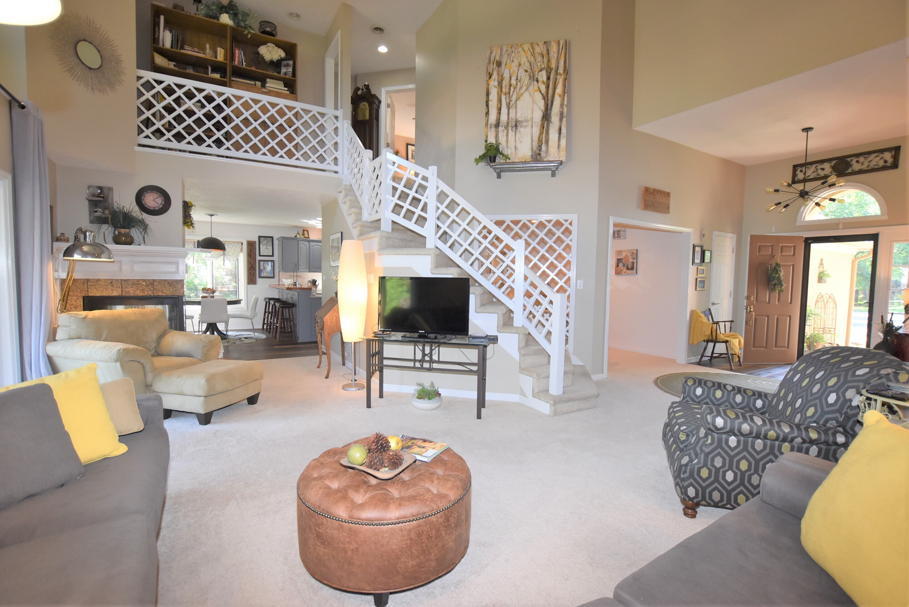 7544 Broad Leaf Lane Fishers, IN 46038 - Photo 11 of 49