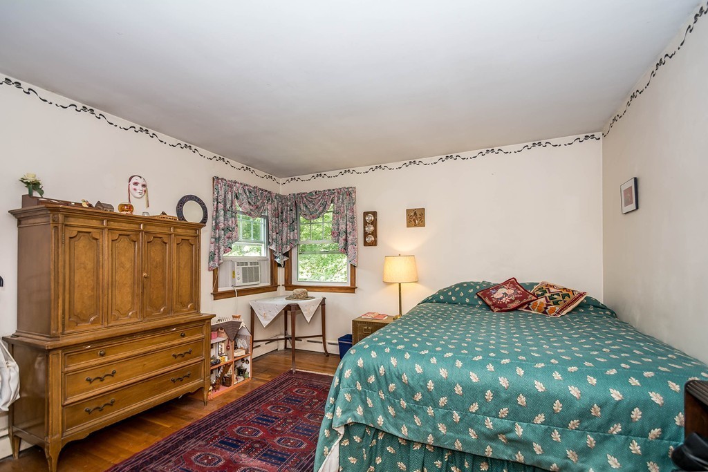 22 Erlin Road Chelmsford, MA 01824 - Photo 10 of 19