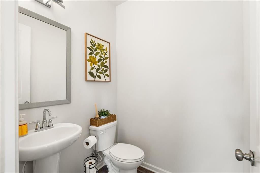 769 Hamilton Circle Southeast Atlanta, GA 30312 - Photo 9 of 22