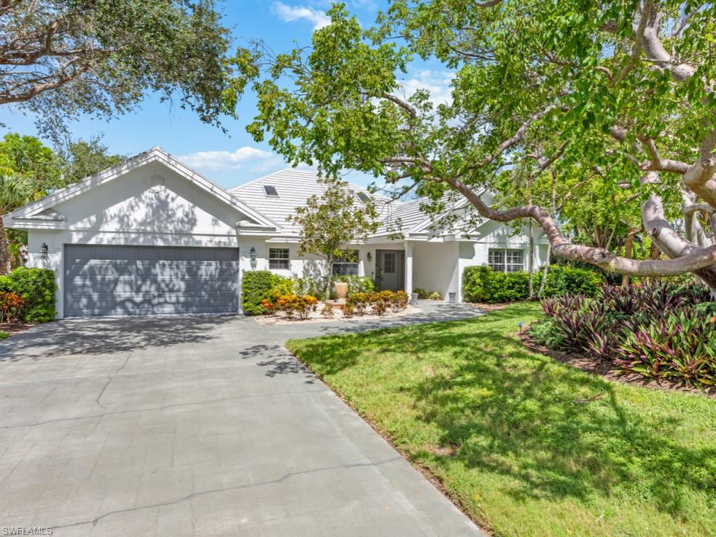1131 Crayton Road Naples, FL 34102 - Photo 2 of 22