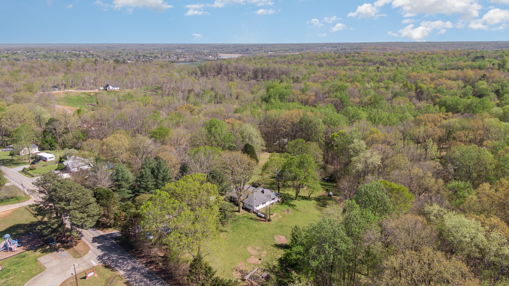 1029 Cumberland Heights Road Clarksville, TN 37040 - Photo 32 of 34 a view of lake and mountain view