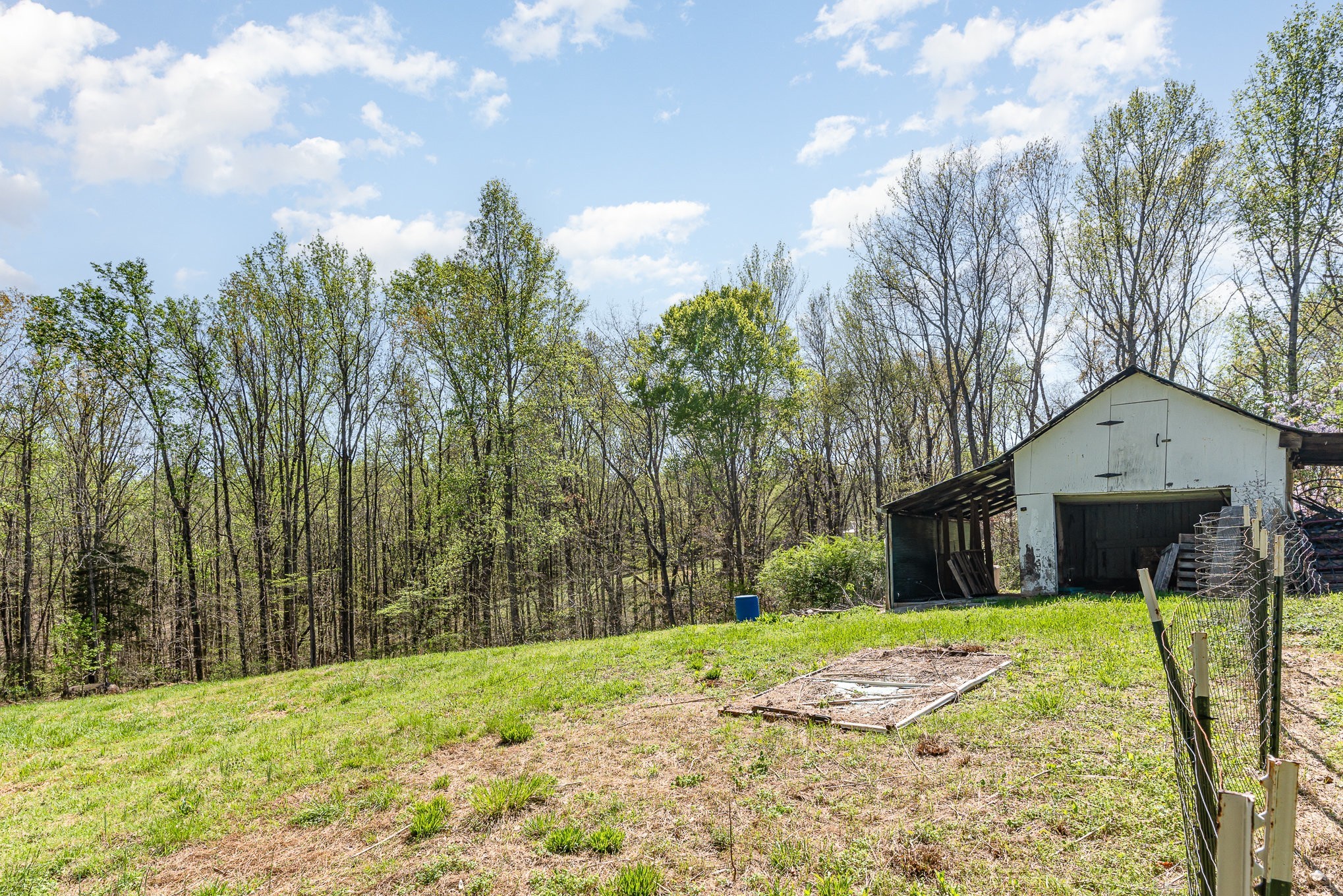 1029 Cumberland Heights Road Clarksville, TN 37040 - Photo 34 of 34 a house view with a backyard space