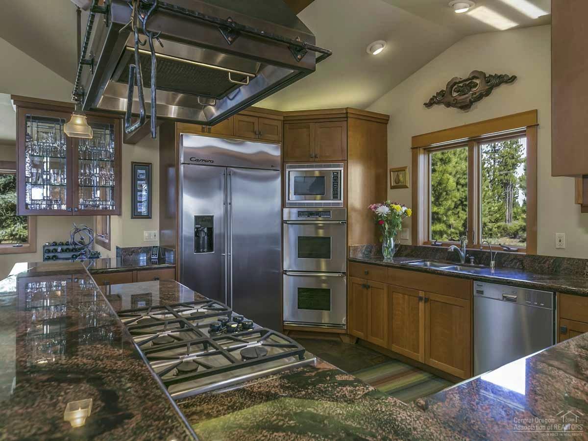 61080 Bachelor View Road Bend, OR 97702 - Photo 5 of 25 Additional Photo