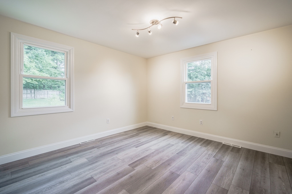 26 Vale Circle Springfield, MA 01118 - Photo 34 of 42 Gallery Image 34