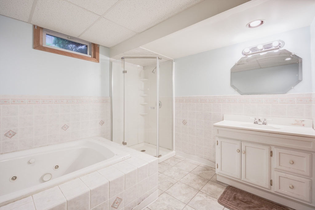26 Vale Circle Springfield, MA 01118 - Photo 40 of 42 Gallery Image 40