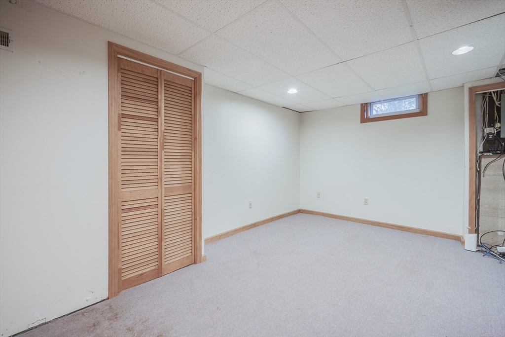 26 Vale Circle Springfield, MA 01118 - Photo 42 of 42 Gallery Image 42