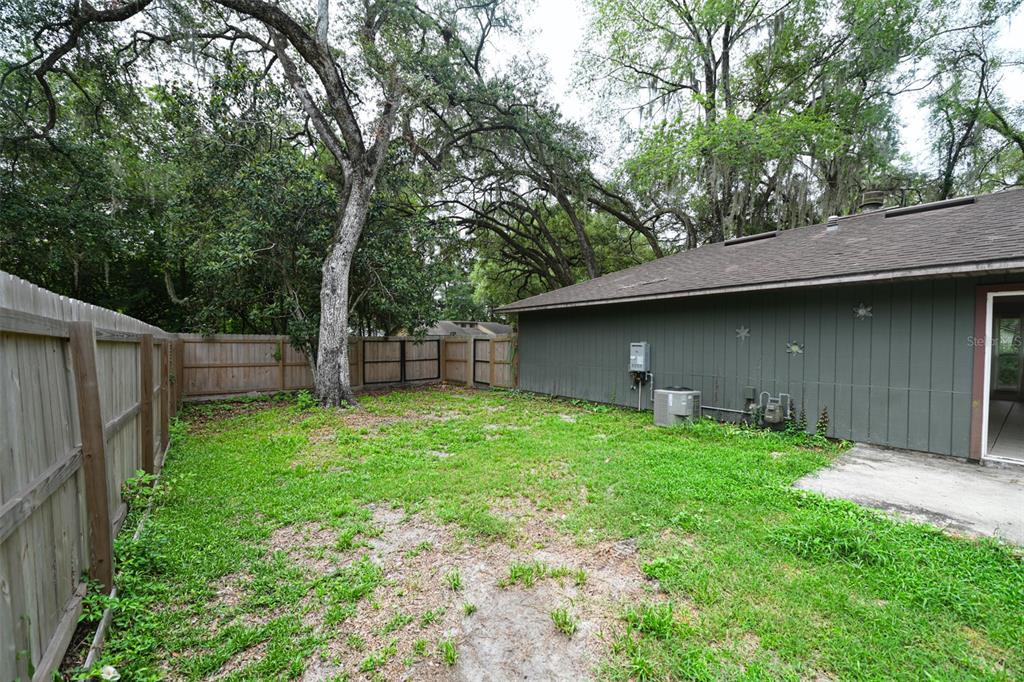 7616 Southwest 10 Avenue Gainesville, FL 32607 - Photo 27 of 28