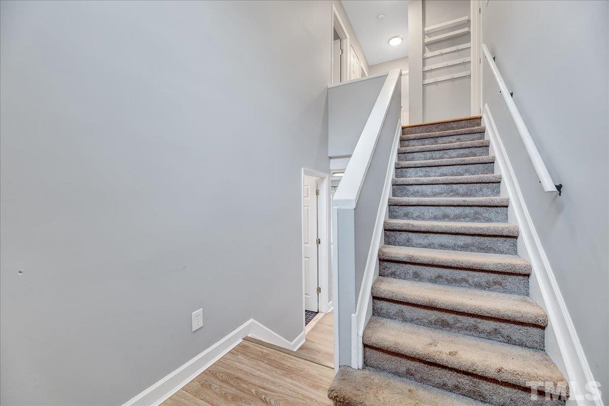 6000 Farm Gate Road Raleigh, NC 27606 - Photo 5 of 40 Gallery Image 5