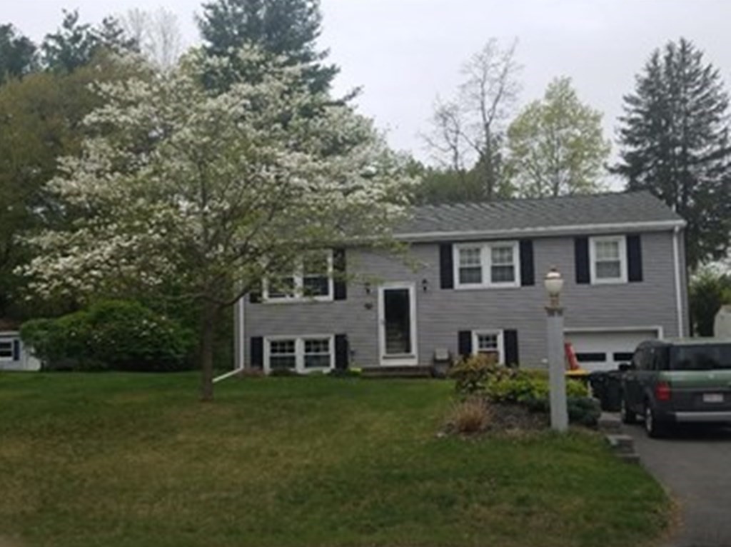 16 Haverstock Road Franklin, MA 02038 - Photo 1 of 37 Gallery Image 1
