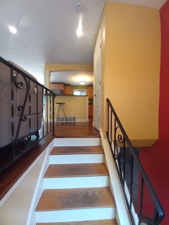 16 Haverstock Road Franklin, MA 02038 - Photo 11 of 37 Gallery Image 11