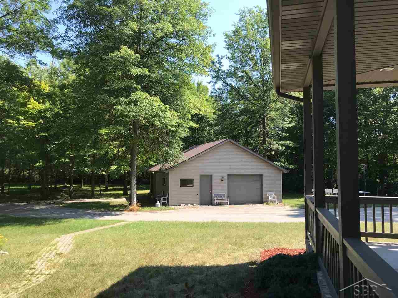 7400 South Steel Road St. Charles, MI 48655 - Photo 4 of 85 31353403-3.JPG